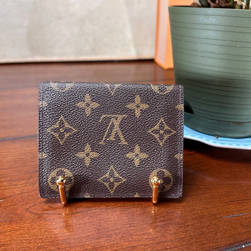 AUTHENTIC Louis Vuitton id/card holder wallet. - Picture 2 of 12
